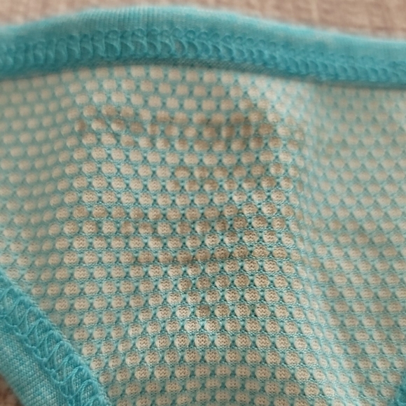 Cute women's tank top.  Size S - Picture 11 of 11